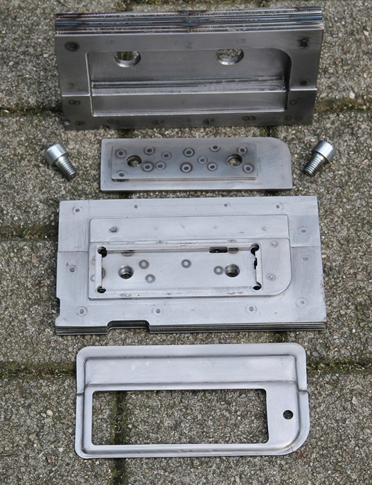 bossienbus Houder-zekeringkastje-003