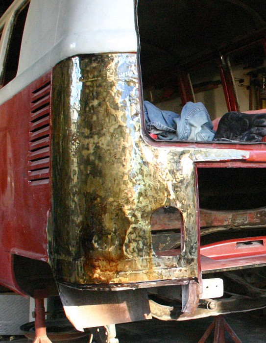 splitscreen-vw-t1-spijlbus-carrosserie-linker_achterhoek_23